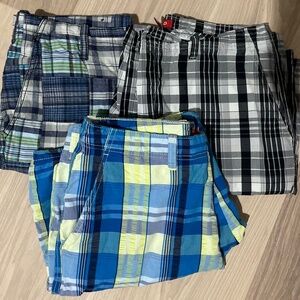 IZOD Plaid Shorts